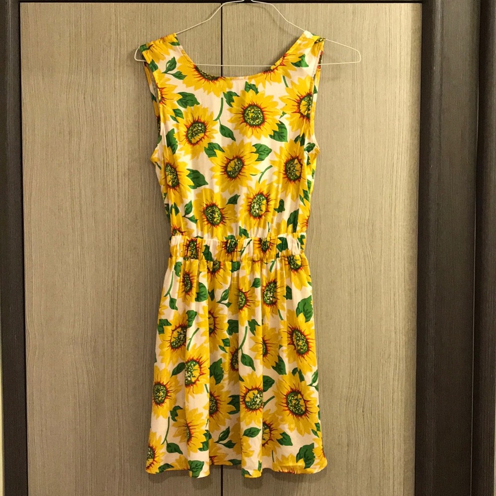 American Apparel sunflower print summer dress!